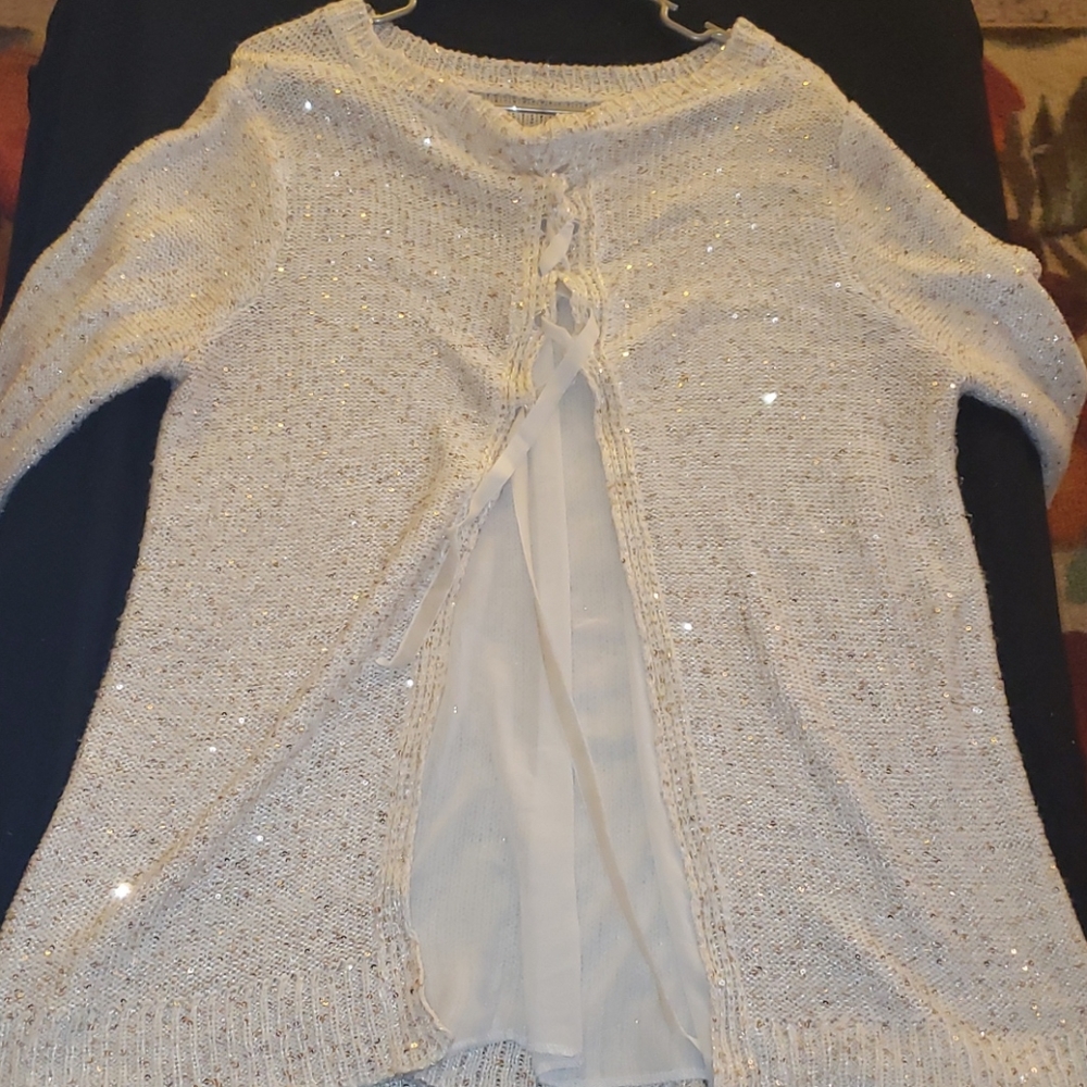 Clothes - Picture 2 of 2
